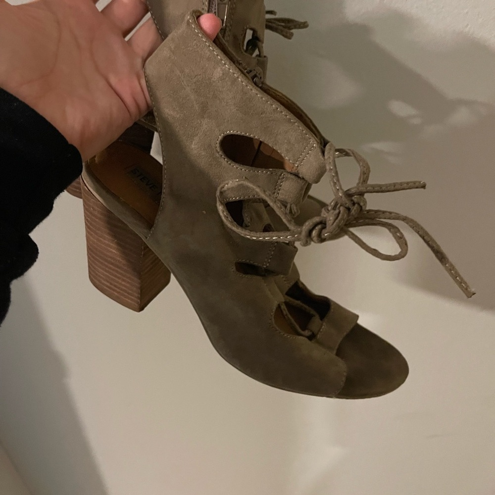 Steve Madden Olive Block Heel Sandals